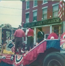 1976 Legion Auxiliary Float