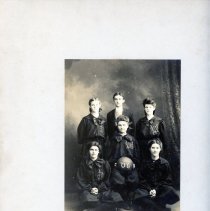 1906 WHS - Girls Basketball Team