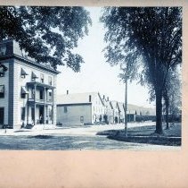 Waterbury Inn & Park Row