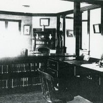 Dr. Janes' House Library Desk