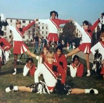 Cheerleading Picture. Karlsruhe Elementary School.