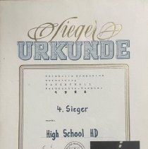 Certificate. Framed. Siegei Urkunde. Helmholtz Gymnasium Heidelberg Basketball Weihnachts-Turnier. 4. Sieger. With team photo.