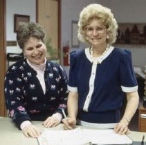 1989.05.307_49-ester & Carol