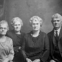 Smithson Family: Family Portrait