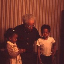 Fred Williams Collection: Fred Williams with Grandchildren