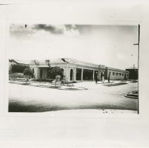 (108) Late 1920s Auburn Dealership, Auburn-Horch, South America