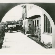 (151) 1928 Auburn 8-115 Cabriolet with Top Down (2)