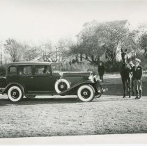 (191) 1931 Auburn 8-98 Sedan in Country Setting