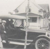 (138) 1917 Auburn Right Profile at 606 Franklin Street Garrett, Indiana