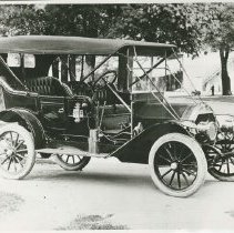 (88) 1911 Auburn 3/4 Front View, Top Down, Right Profile, Top Up