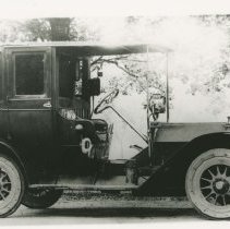 (99) 1911 Auburn, Formal Auburn with Artillery Wheels