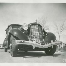 (615) 1935 Auburn 851 Landau, Residential Setting, Low Angle, Front View