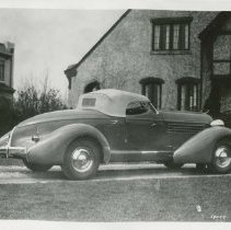 (625) 1935 Auburn 851 Speedster in Residential Setting, Top Up, 3/4 Right R