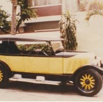 (143) 1919 Auburn 6-39 Touring, Top Up, Right Profile, Located in Hong Kong