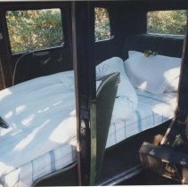 (400-2) 1930 Auburn 6-85 Wanderer by Lake with Sleeping Accommodations (3)