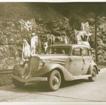 (583) 1934 Auburn Sedan on Test Run Left 3/4 Profile