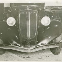 (633) 1934 Auburn 850 Sedan with "Auburn 12" on Bumper, Front View