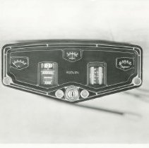 (781) 1928-1930 Auburn Instrument Panel Detailed Shot