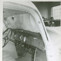 (801) 1935 Auburn 6 Sedan Detailed Shot of Interior From Passenger Door