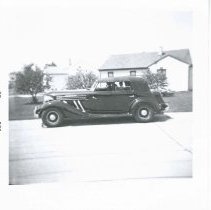 (843) 1936 Auburn 852 Supercharged Phaeton in a Residential Neighborhood