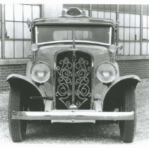 (930) 1930 Checker K-6, Front Profile, "Parmelee System"