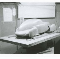 (956) 1948 Scale Clay Model of a Tasco Prototype Being Constructed(3)