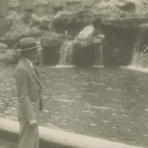 (149) Robert Wiley at a Fountain in Rome,Italy, in 1927