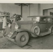(355) 1932 Auburn 8-100 Sedan on Belgian Road Machine in Experimental Wing