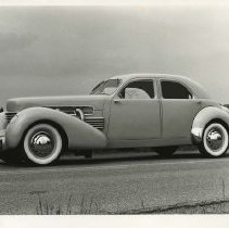(434) 1937 Cord 812 Custom Beverly Sedan, in a rural farmland setting(3)