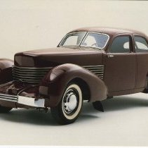 (462) Postcard of 1936 Cord 810 Beverly Sedan, owned by Gordon Buehrig
