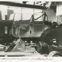 (15)1930 Duesenberg J-127/2152 in a shop before restoration