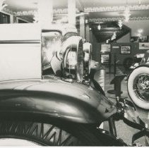 (191-1)1929 Duesenberg J-124 Car2148 Dual Cowl Phaeton displayed