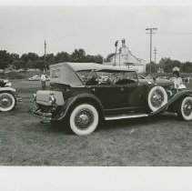 (218)1929 Duesenberg J Dual Cowl Phaeton at Earl Carr Field J-101