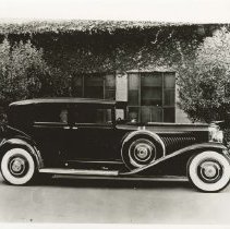 (315)1929 Duesenberg J Willoughby Berline, factory building behind