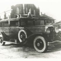 (352)1929 Duesenberg J-234 Car2260 Limousine, massive church in background