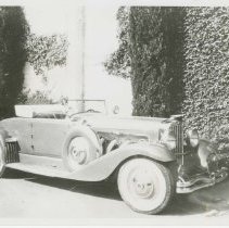 (511)1930 Duesenberg J-194 Convertible Coupe at a Hollywood picture studio
