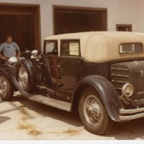 (626)8 shots of 1930 Duesenberg J Beverly Sedan across from the ACD Museum