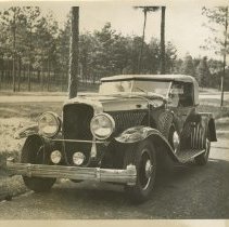 (880)Late 1920s Duesenberg Y after it been restored in 1952