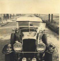 (882)Late 1920s Duesenberg Y after it been restored in 1952(3)
