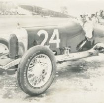 (62)1920 Duesenberg Special #12 with driver Bill Alberton