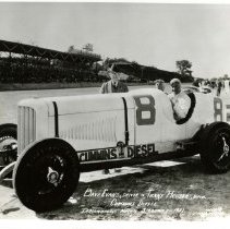 (520-01) 1931 Duesenberg Dave Evans Driving