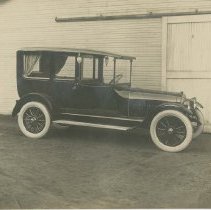 1911 Auburn Limousine with double white wall tires