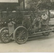 1913 photo of Frank Farley