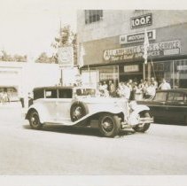 Cord L-29 brougham at the corner of 7th St and Cedar St