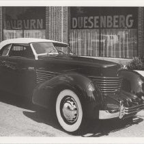 Black and white photo of a Cord 810 or 812 phaeton