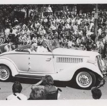 1935 or 1936 Auburn cabriolet in the Parade of Classics