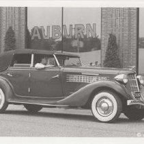 1936 Auburn 852 phaeton in front of the museum