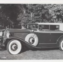 1931 Auburn phaeton in a park