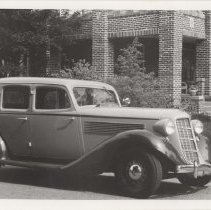 1935 or 1936 Auburn sedan