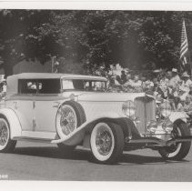 1932-1933 Auburn V-12 phaeton in the Parade of Classics